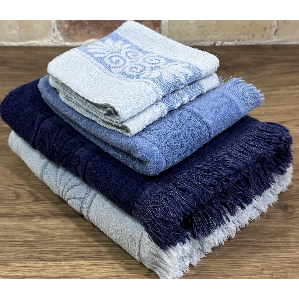 Vintage Cannon Santa Cruz 5 Pc Bath Towel Set Blue Floral Fringe Retro 70s MCM